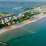 Apartament Sunny Beachside In *